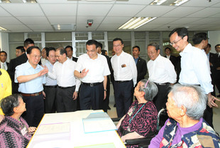 國務院李克強副總理親善探訪東華三院黃祖棠社會服務大樓 